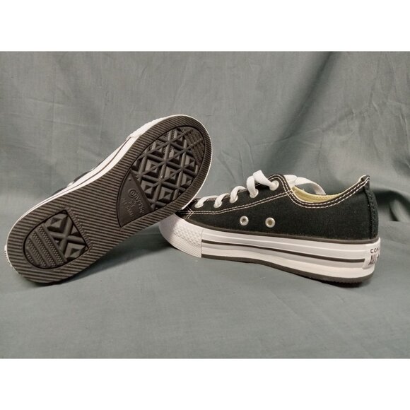 Converse Kids Chuck Taylor All Star Low Top Black White Size 2 BRAND NEW NO BOX! - Picture 2 of 11